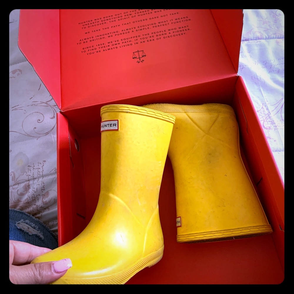 Hunter girl rain boots